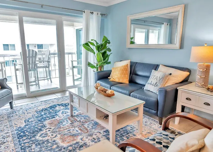 Cozy Coastal With Pool And Stunning Gulf Views Clearwater Beach