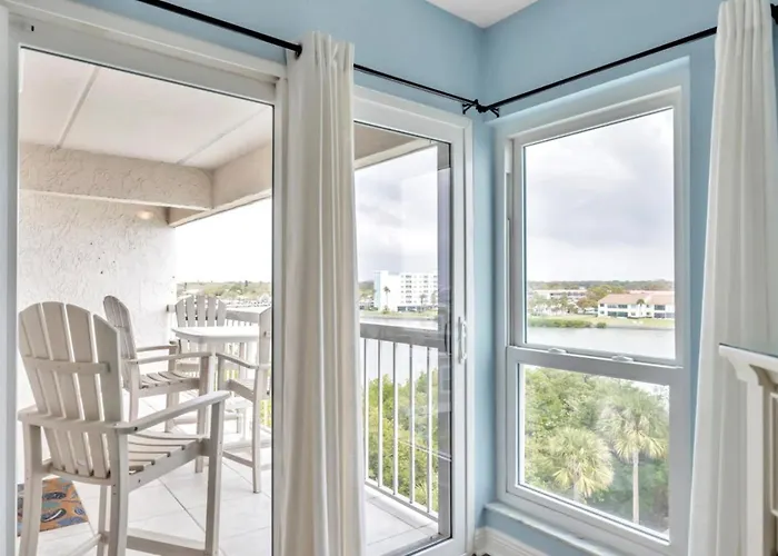 Cozy Coastal With Pool And Stunning Gulf Views *